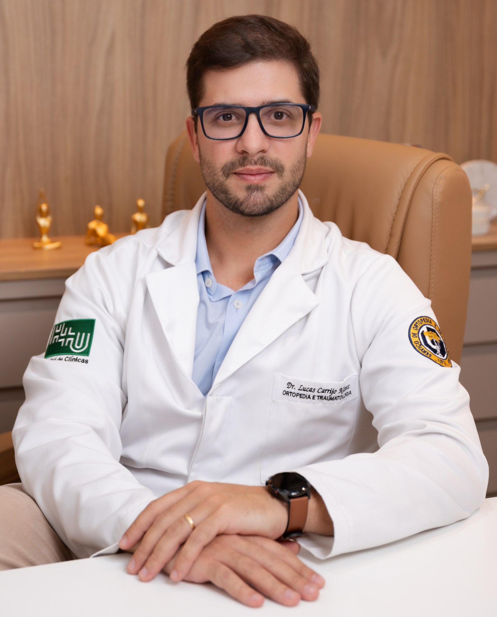 Dr. Lucas Naves — Ortopedista em Araguari
